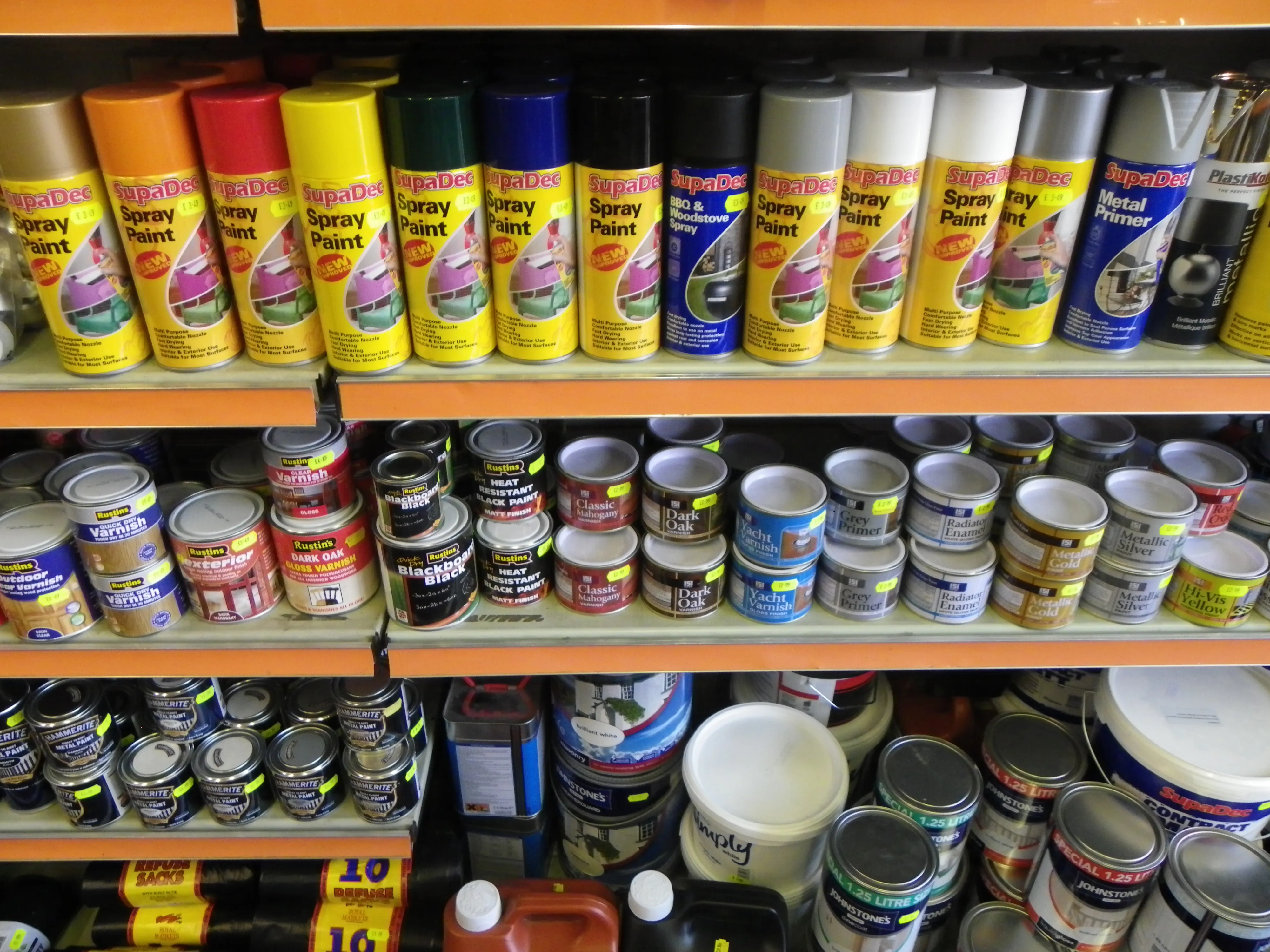 Decorating shelves in the shop